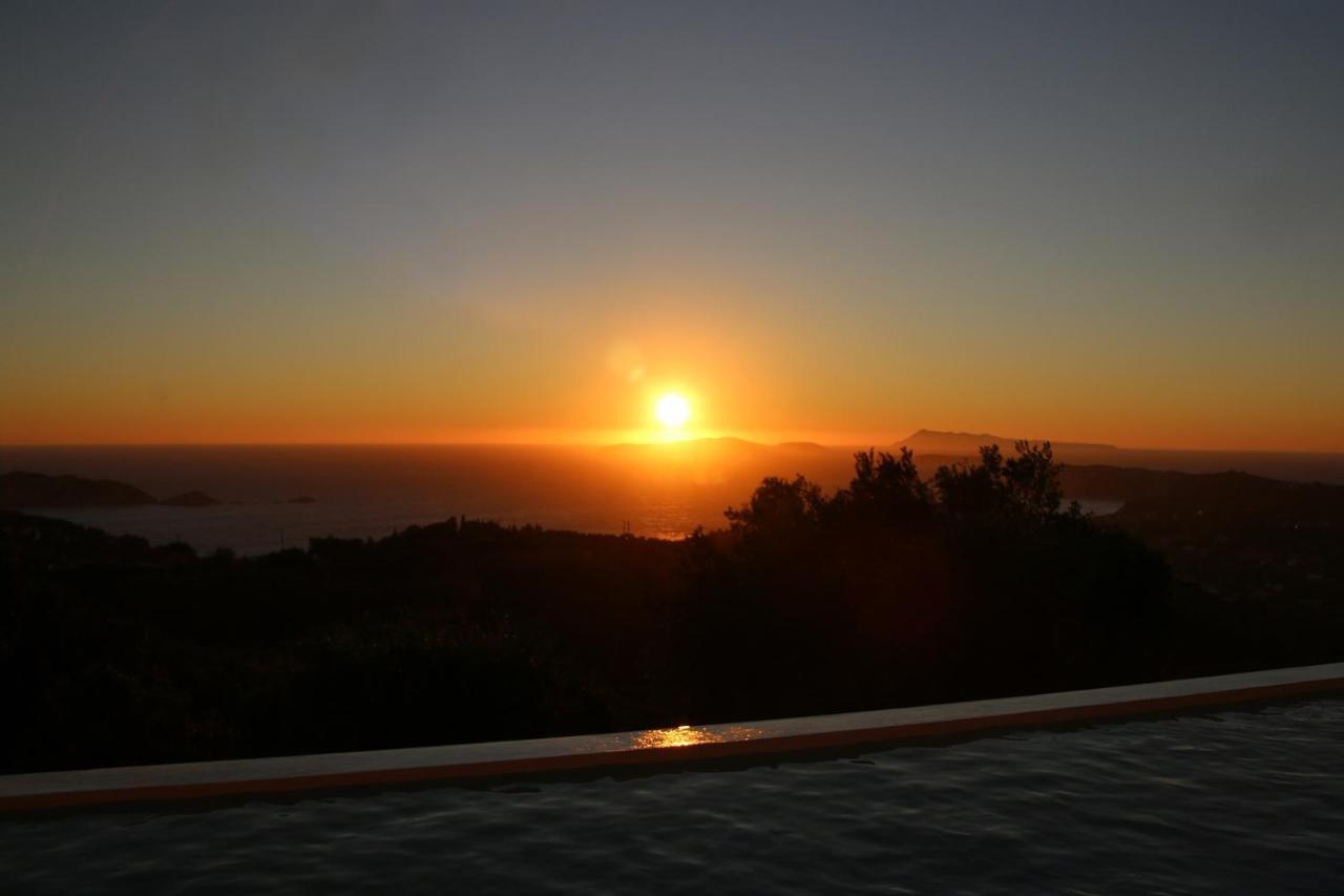 Sunset Sea View Villa 3 Agios Georgios Pagon Exterior photo